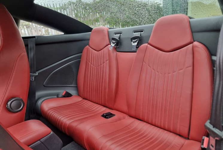 Peugeot RCZ 2.0 HDI 163 CH /CUIR ROUGE/SIEGES CHAUFFANTS