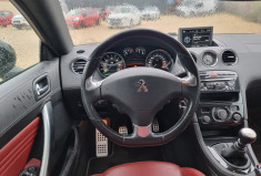 Peugeot RCZ 2.0 HDI 160 CH  Peugeot RCZ 2.0 HDI 160 CH