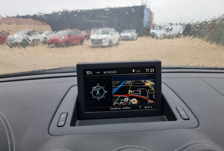 Peugeot RCZ 2.0 HDI 163 CH /CUIR ROUGE/SIEGES CHAUFFANTS - DISTRIBUTION NEUVE