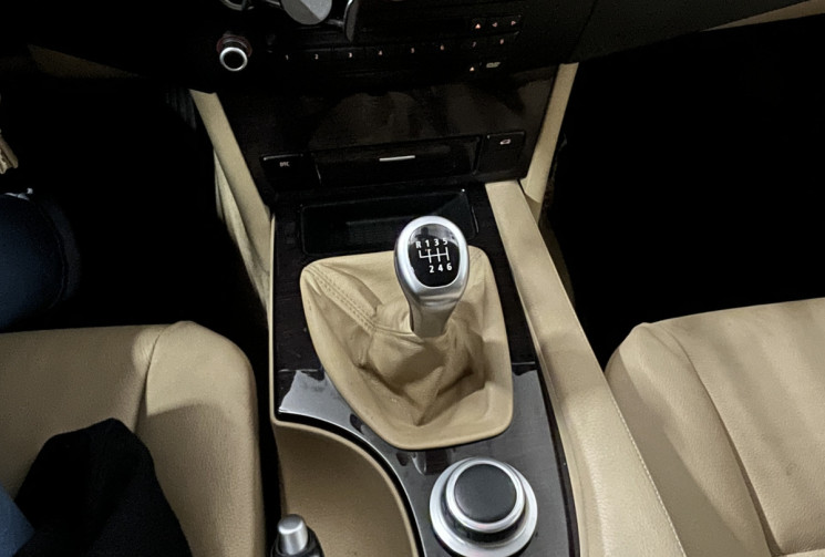 BMW Série 5 520D E60 EXCELLIS