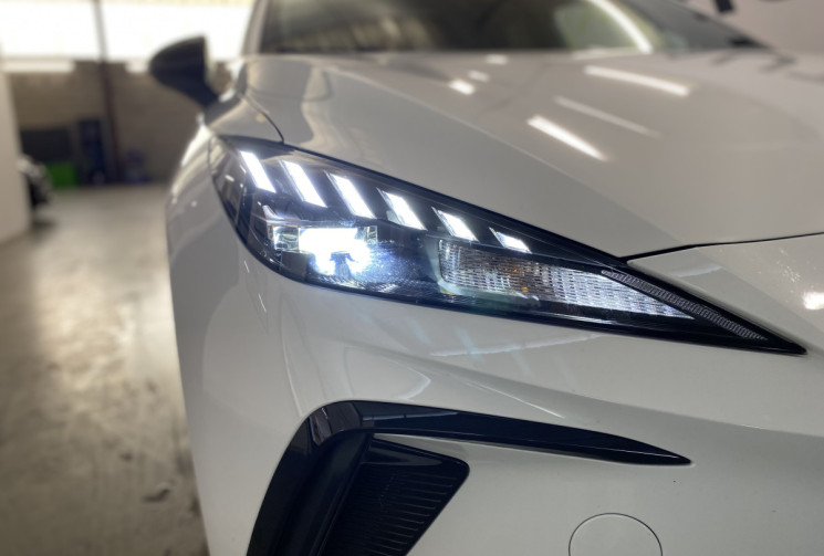 MG MG4 EV MAX 204ch 64Kwh  COMFORT 