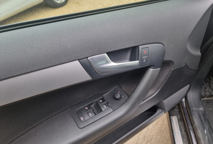 Audi A3 SPORTBACK 1.4 TFSI 125 AMBITION Audi A3 SPORTBACK 1.4 TFSI 125 AMBITION