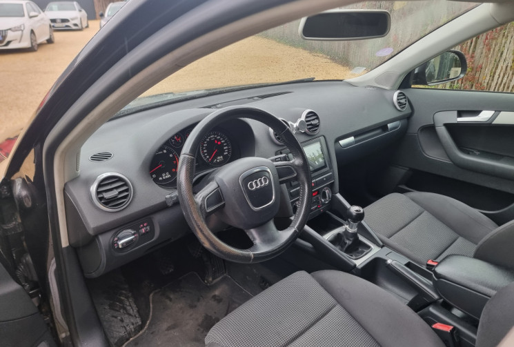 Audi A3 SPORTBACK 1.4 TFSI 125 AMBITION Audi A3 SPORTBACK 1.4 TFSI 125 AMBITION