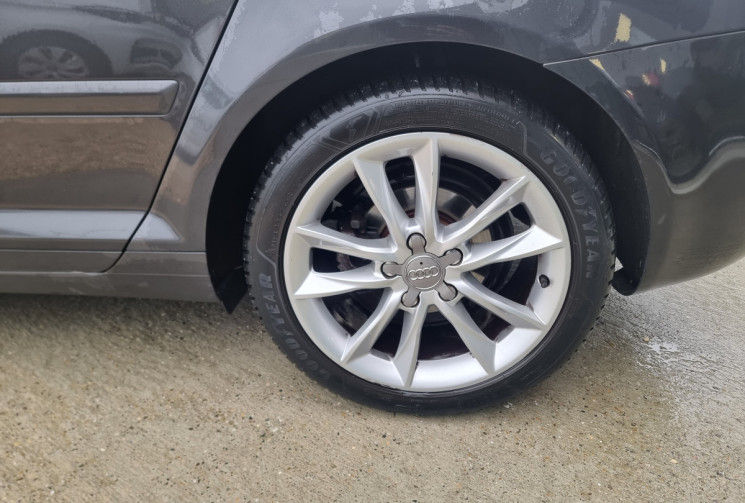 Audi A3 SPORTBACK 1.4 TFSI 125 AMBITION Audi A3 SPORTBACK 1.4 TFSI 125 AMBITION