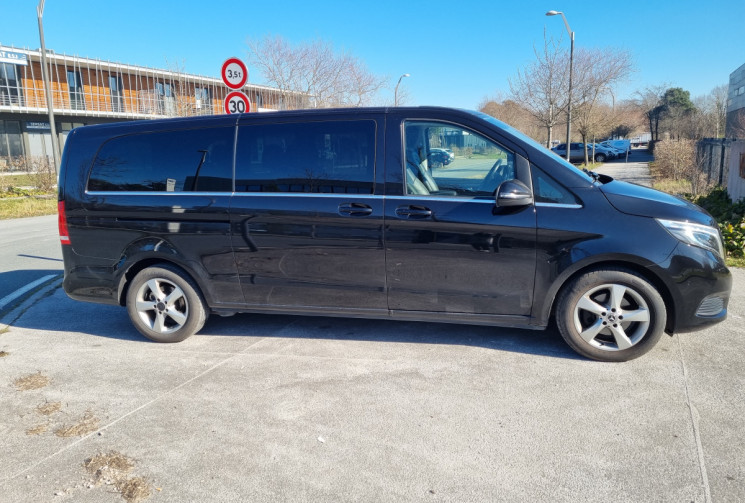 Mercedes CLASSE V Extra-Long220 d 163 cv Executive   7G-Tronic Plus * 4 PNEUS NEUFS * TBE  * Mercedes CLASSE V Extra-Long220 d 163 cv Executive   7G-Tronic Plus * 4 PNEUS NEUFS * TBE  *