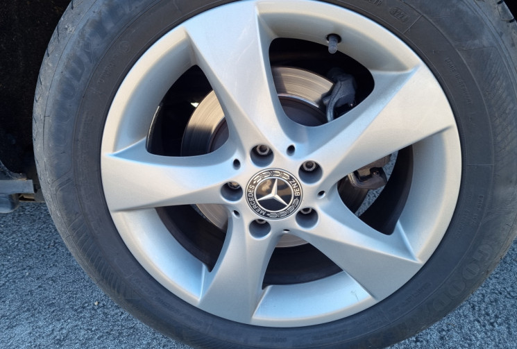 Mercedes CLASSE V Extra-Long220 d 163 cv Executive   7G-Tronic Plus * 4 PNEUS NEUFS * TBE  * Mercedes CLASSE V Extra-Long220 d 163 cv Executive   7G-Tronic Plus * 4 PNEUS NEUFS * TBE  *