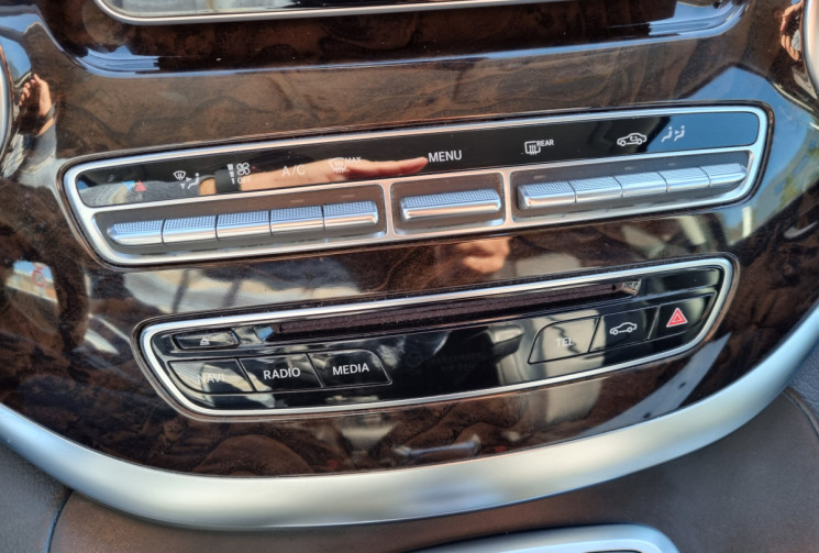 Mercedes CLASSE V Extra-Long220 d 163 cv Executive   7G-Tronic Plus * 4 PNEUS NEUFS * TBE  * Mercedes CLASSE V Extra-Long220 d 163 cv Executive   7G-Tronic Plus * 4 PNEUS NEUFS * TBE  *