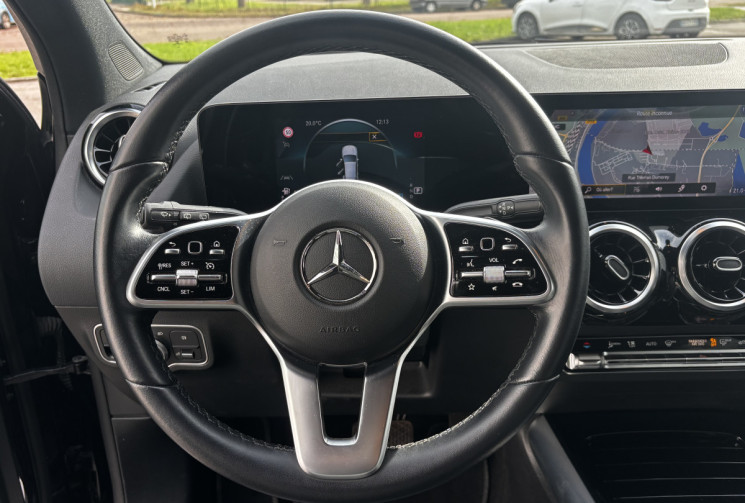 Mercedes GLA 200 PROGRESSIVE LINE