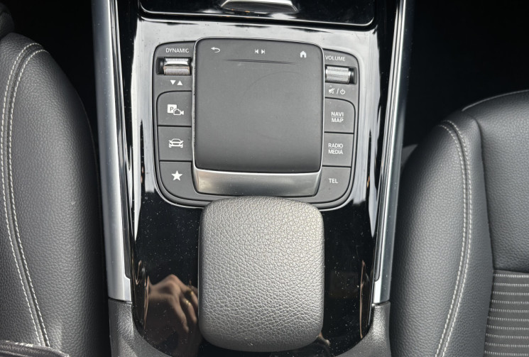 Mercedes GLA 200 PROGRESSIVE LINE