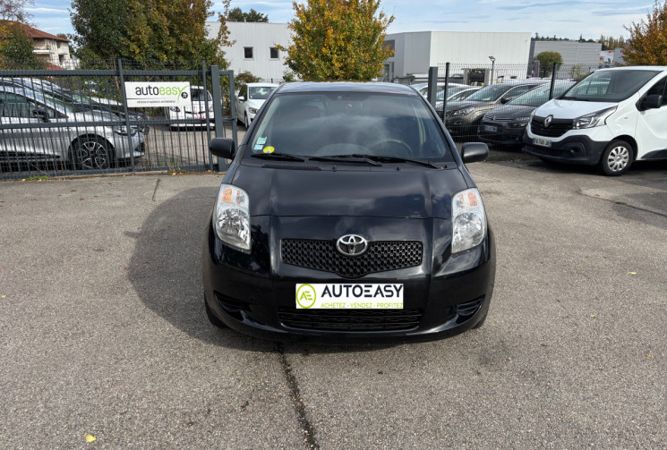 Toyota Yaris 1.0 VVTi / 69 CH / CLIM 