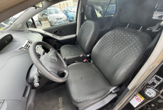 Toyota Yaris 1.0 VVTi / 69 CH / CLIM 