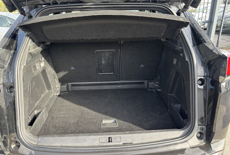 Peugeot 3008 2.0 / 180 CH / GT Peugeot 3008 2.0 / 180 CH / GT