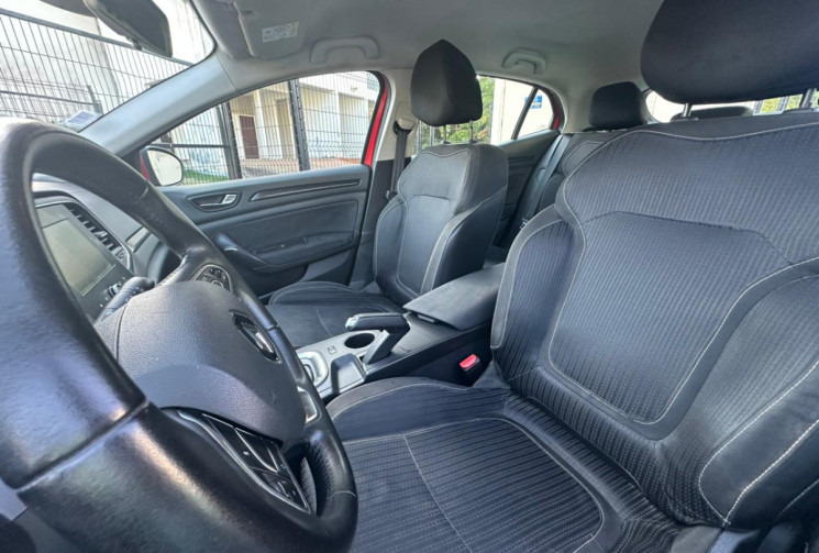 Renault Megane  1.5 dCi 110ch energy Business EDC // distribution faite // boite automatique Renault Megane  1.5 dCi 110ch energy Business EDC // distribution faite // boite automatique