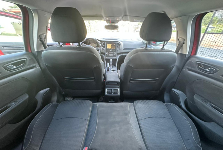 Renault Megane  1.5 dCi 110ch energy Business EDC // distribution faite // boite automatique Renault Megane  1.5 dCi 110ch energy Business EDC // distribution faite // boite automatique