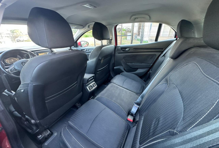 Renault Megane  1.5 dCi 110ch energy Business EDC // distribution faite // boite automatique Renault Megane  1.5 dCi 110ch energy Business EDC // distribution faite // boite automatique