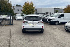 Ford Kuga 2.5 / 224 CH / TITANIUM HYBRIDE Ford Kuga 2.5 / 224 CH / TITANIUM HYBRIDE