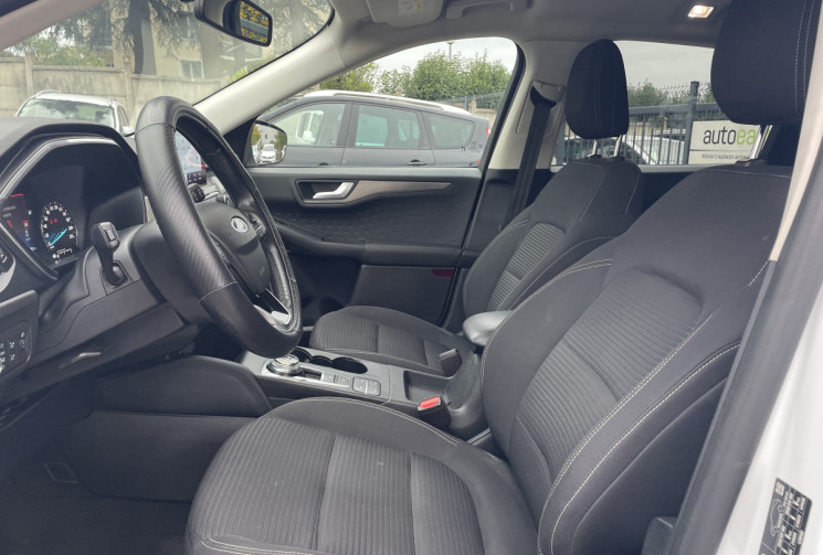 Ford Kuga 2.5 / 224 CH / TITANIUM HYBRIDE Ford Kuga 2.5 / 224 CH / TITANIUM HYBRIDE