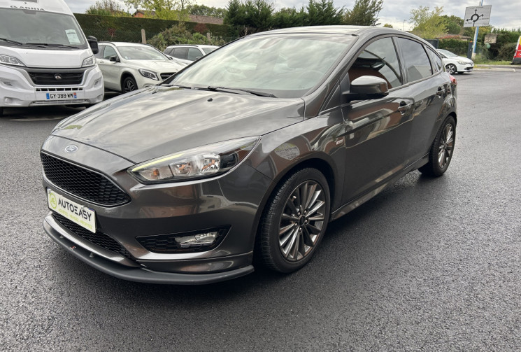 Ford Focus ST-Line 1.0 Ecoboost 125 cv Ford Focus ST-Line 1.0 Ecoboost 125 cv