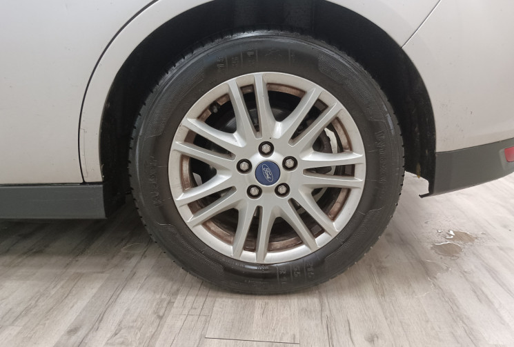 Ford GRAND C-MAX 1.6 TDCI 115ch Titanium  Ford GRAND C-MAX 1.6 TDCI 115ch Titanium