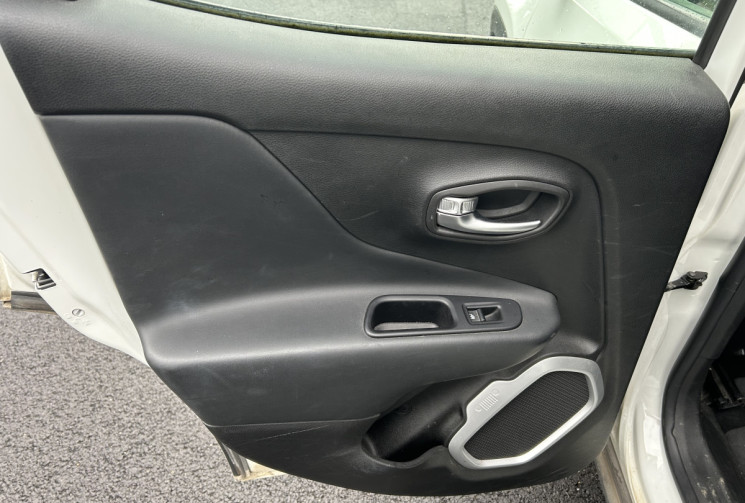 Jeep Renegade 1.4 Multiair Limited 140 cv Jeep Renegade 1.4 Multiair Limited 140 cv