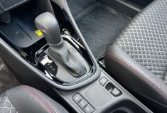 Toyota Yaris Hybride 116h Style / 1ère Main / Toit Pano / JBL / Sièges Chauffants / HUD / Carplay  Toyota Yaris Hybride 116h Style / 1ère Main / Toit Pano / JBL / Sièges Chauffants / HUD / Carplay