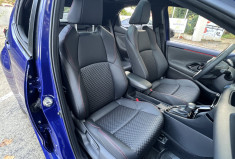 Toyota Yaris Hybride 116h Style / 1ère Main / Toit Pano / JBL / Sièges Chauffants / HUD / Carplay  Toyota Yaris Hybride 116h Style / 1ère Main / Toit Pano / JBL / Sièges Chauffants / HUD / Carplay