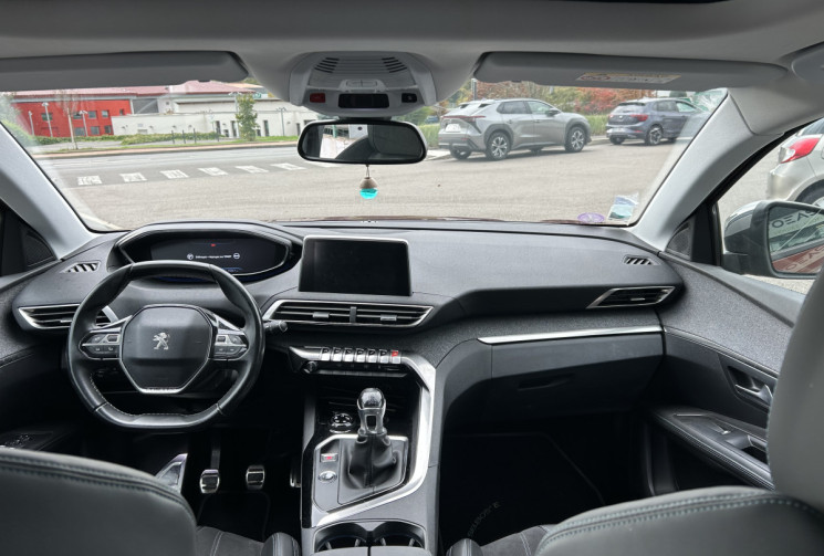 Peugeot 3008 1.2 pure 130 CV CROSSWAY Peugeot 3008 1.2 pure 130 CV CROSSWAY