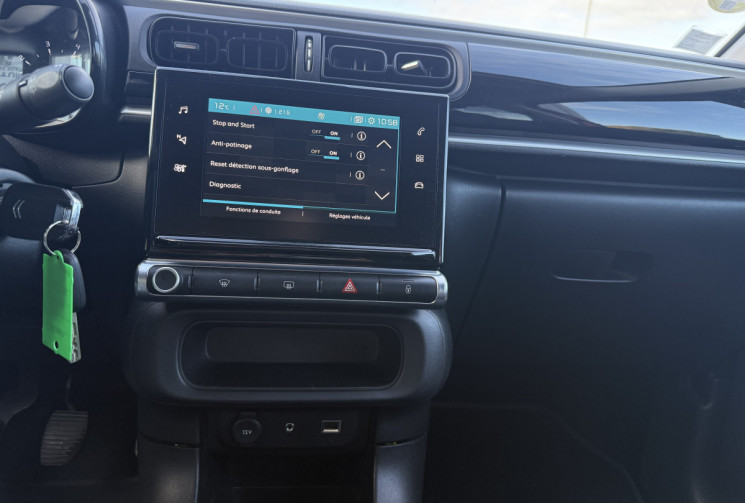 Citroën C3 1.6 BlueHDi 75ch Feel Business / ECRAN / CLIMATISATION / RADAR AR  Citroën C3 1.6 BlueHDi 75ch Feel Business / ECRAN / CLIMATISATION / RADAR AR