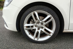 Audi A1 SPORTBACK 1.4 TFSI 122 S-Line S-Tronic  + TO + Config Exceptionnelle Audi A1 SPORTBACK 1.4 TFSI 122 S-Line S-Tronic  + TO + Config Exceptionnelle