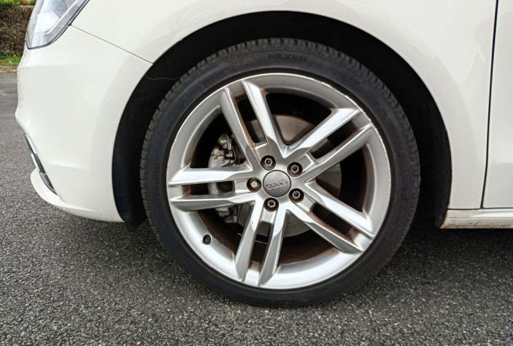 Audi A1 SPORTBACK 1.4 TFSI 122 ch *S-Line / Toit Ouvrant / Config Exceptionnelle