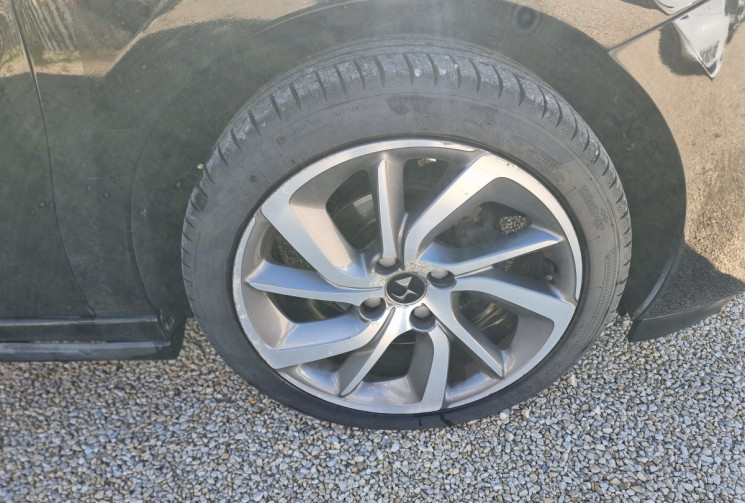 DS DS 3 Cabrio 1.6 Blue HDi 100ch So irrésistible S&S