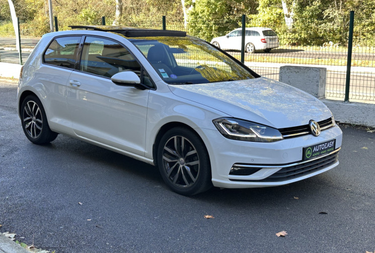 Volkswagen Golf 7 Ph.2 1.5 TSI 150 EVO CARAT 3P * TOIT OUVRANT * REVISION ET CT OK * GARANTIE 6 MOIS Volkswagen Golf 7 Ph.2 1.5 TSI 150 EVO CARAT 3P * TOIT OUVRANT * REVISION ET CT OK * GARANTIE 6 MOIS