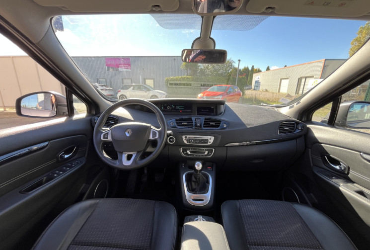 Renault Scénic 1.5 dCi 110ch energy Dynamique eco²