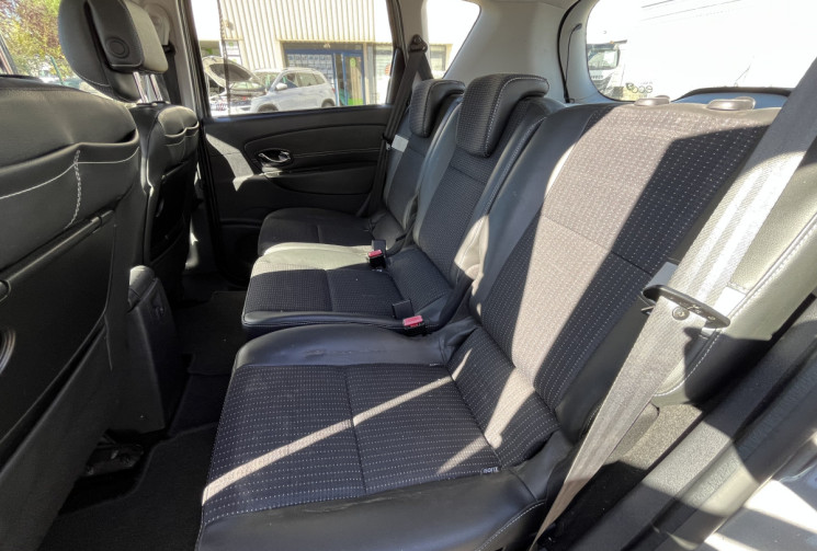 Renault Scénic 1.5 dCi 110ch energy Dynamique eco²