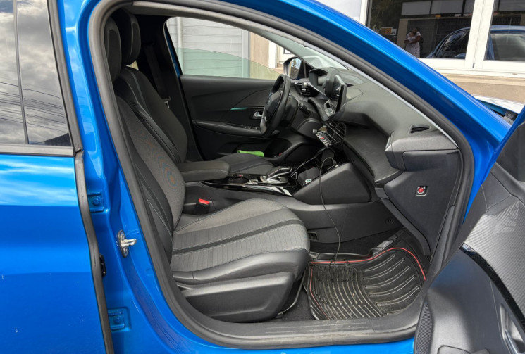 Peugeot 208  II e-208 100kW 136 cv ALLURE Peugeot 208  II e-208 100kW 136 cv ALLURE