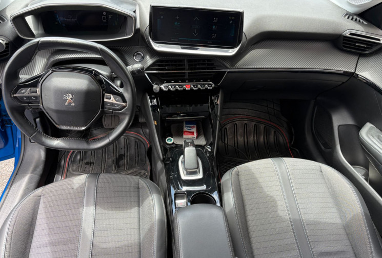 Peugeot 208  II e-208 100kW 136 cv ALLURE Peugeot 208  II e-208 100kW 136 cv ALLURE