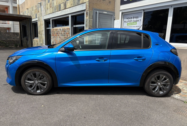 Peugeot 208  II e-208 100kW 136 cv ALLURE Peugeot 208  II e-208 100kW 136 cv ALLURE