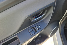 Toyota Yaris HSD 100ch DYNAMIC 5P Toyota Yaris HSD 100ch DYNAMIC 5P