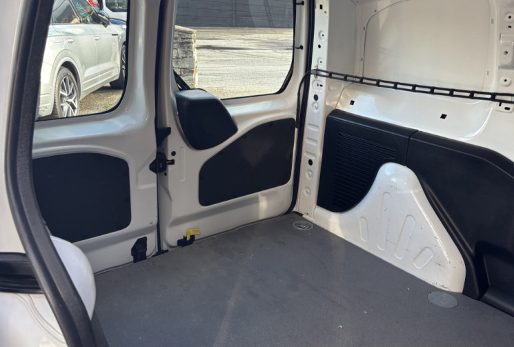 Peugeot Partner 1.6 BlueHDI 100 ch premium pack Peugeot Partner 1.6 BlueHDI 100 ch premium pack