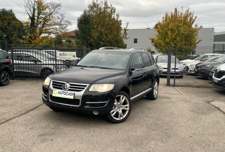 Volkswagen Touareg V10 5.0 / 313 CH / INDIVIDUAL Volkswagen Touareg V10 5.0 / 313 CH / INDIVIDUAL