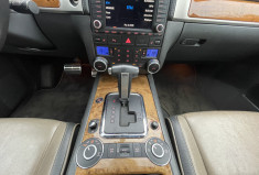 Volkswagen Touareg V10 5.0 / 313 CH / INDIVIDUAL Volkswagen Touareg V10 5.0 / 313 CH / INDIVIDUAL