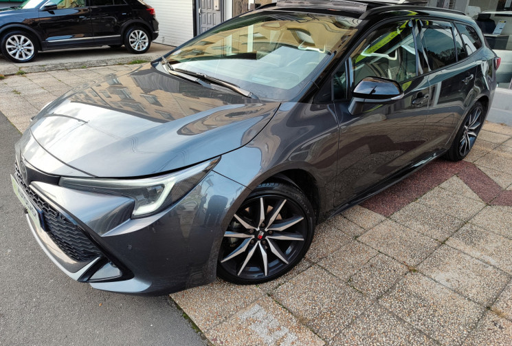 Toyota COROLLA TOURING SPT 196 Ch GR SPORT / TVA RECUPERABLE / GARANTIE CONSTRUCTEUR / FULL OPTIONS  Toyota COROLLA TOURING SPT 196 Ch GR SPORT / TVA RECUPERABLE / GARANTIE CONSTRUCTEUR / FULL OPTIONS