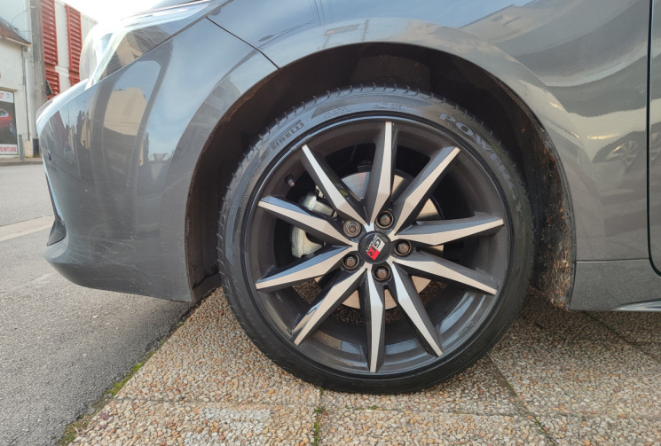 Toyota COROLLA TOURING SPT 196 Ch GR SPORT / TVA RECUPERABLE / GARANTIE CONSTRUCTEUR / FULL OPTIONS  Toyota COROLLA TOURING SPT 196 Ch GR SPORT / TVA RECUPERABLE / GARANTIE CONSTRUCTEUR / FULL OPTIONS