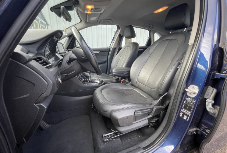 BMW SERIE 2 ACTIVETOURER 218dA 150 ch Luxury / Caméra de recul / Siège Chauffants / Boite Auto  BMW SERIE 2 ACTIVETOURER 218dA 150 ch Luxury / Caméra de recul / Siège Chauffants / Boite Auto