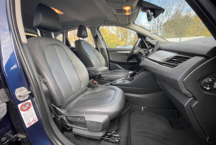BMW SERIE 2 ACTIVETOURER 218dA 150 ch Luxury / Caméra de recul / Siège Chauffants / Boite Auto  BMW SERIE 2 ACTIVETOURER 218dA 150 ch Luxury / Caméra de recul / Siège Chauffants / Boite Auto