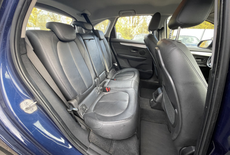 BMW SERIE 2 ACTIVETOURER 218dA 150 ch Luxury / Caméra de recul / Siège Chauffants / Boite Auto  BMW SERIE 2 ACTIVETOURER 218dA 150 ch Luxury / Caméra de recul / Siège Chauffants / Boite Auto