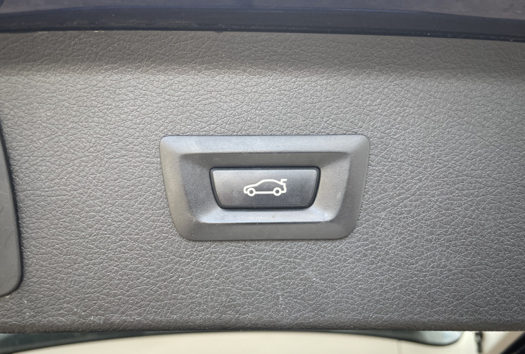 BMW SERIE 2 ACTIVETOURER 218dA 150 ch Luxury / Caméra de recul / Siège Chauffants / Boite Auto  BMW SERIE 2 ACTIVETOURER 218dA 150 ch Luxury / Caméra de recul / Siège Chauffants / Boite Auto