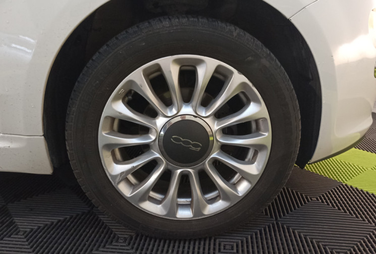 FIAT 500 1.2 8V 69 ch Lounge / Toit ouvrant panoramique / distribution ok FIAT 500 1.2 8V 69 ch Lounge / Toit ouvrant panoramique / distribution ok