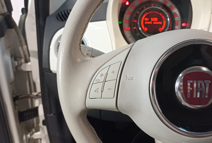 FIAT 500 1.2 8V 69 ch Lounge / Toit ouvrant panoramique / distribution ok FIAT 500 1.2 8V 69 ch Lounge / Toit ouvrant panoramique / distribution ok