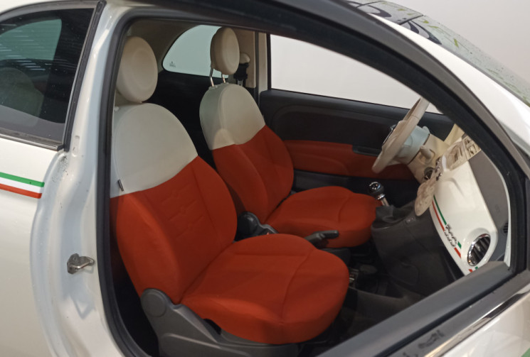 FIAT 500 1.2 8V 69 ch Lounge / Toit ouvrant panoramique / distribution ok FIAT 500 1.2 8V 69 ch Lounge / Toit ouvrant panoramique / distribution ok